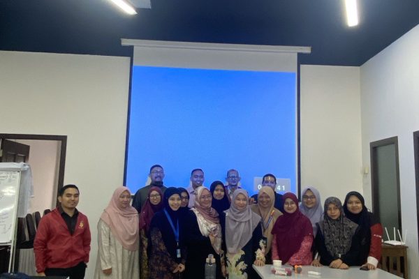 Trainer Prof. Datin Dr. Nurdianawati Irwani 31072024 Trainer Prof. Datin Dr. Nurdianawati Irwani 31072024