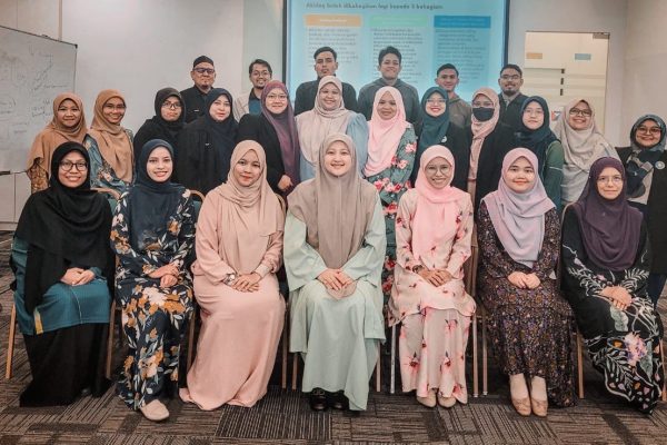 hiya-mansurah-etika-dalam-industri-